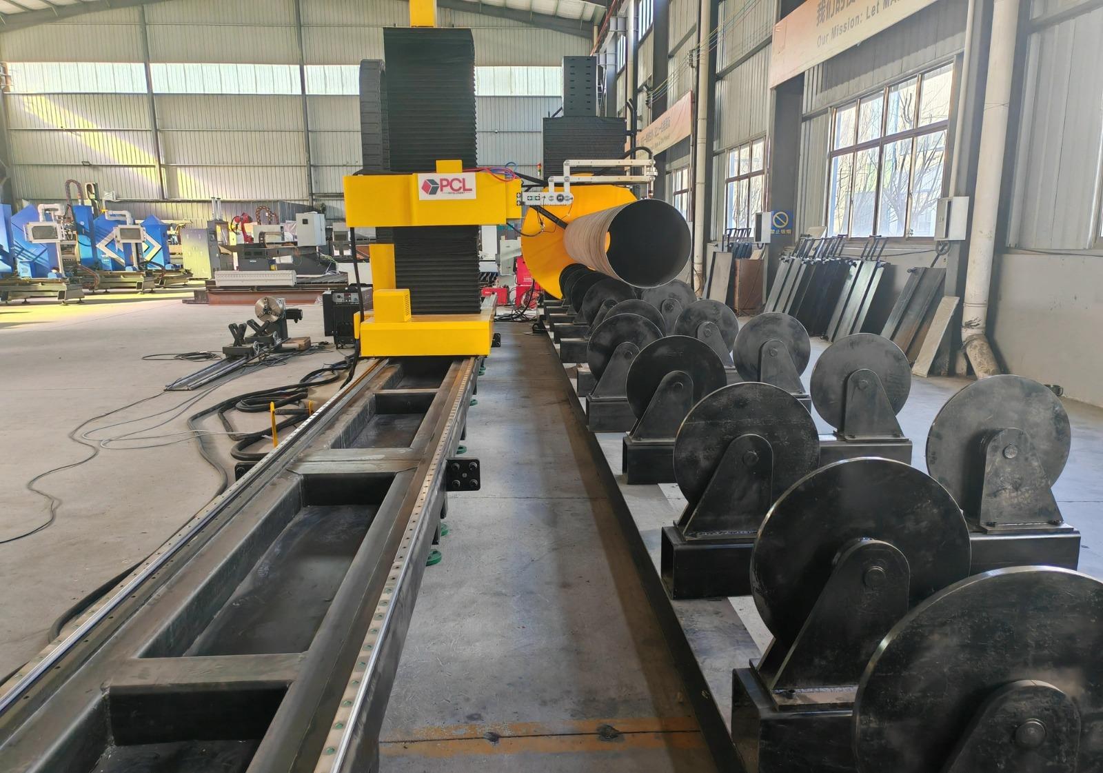 large pipe cutting machine