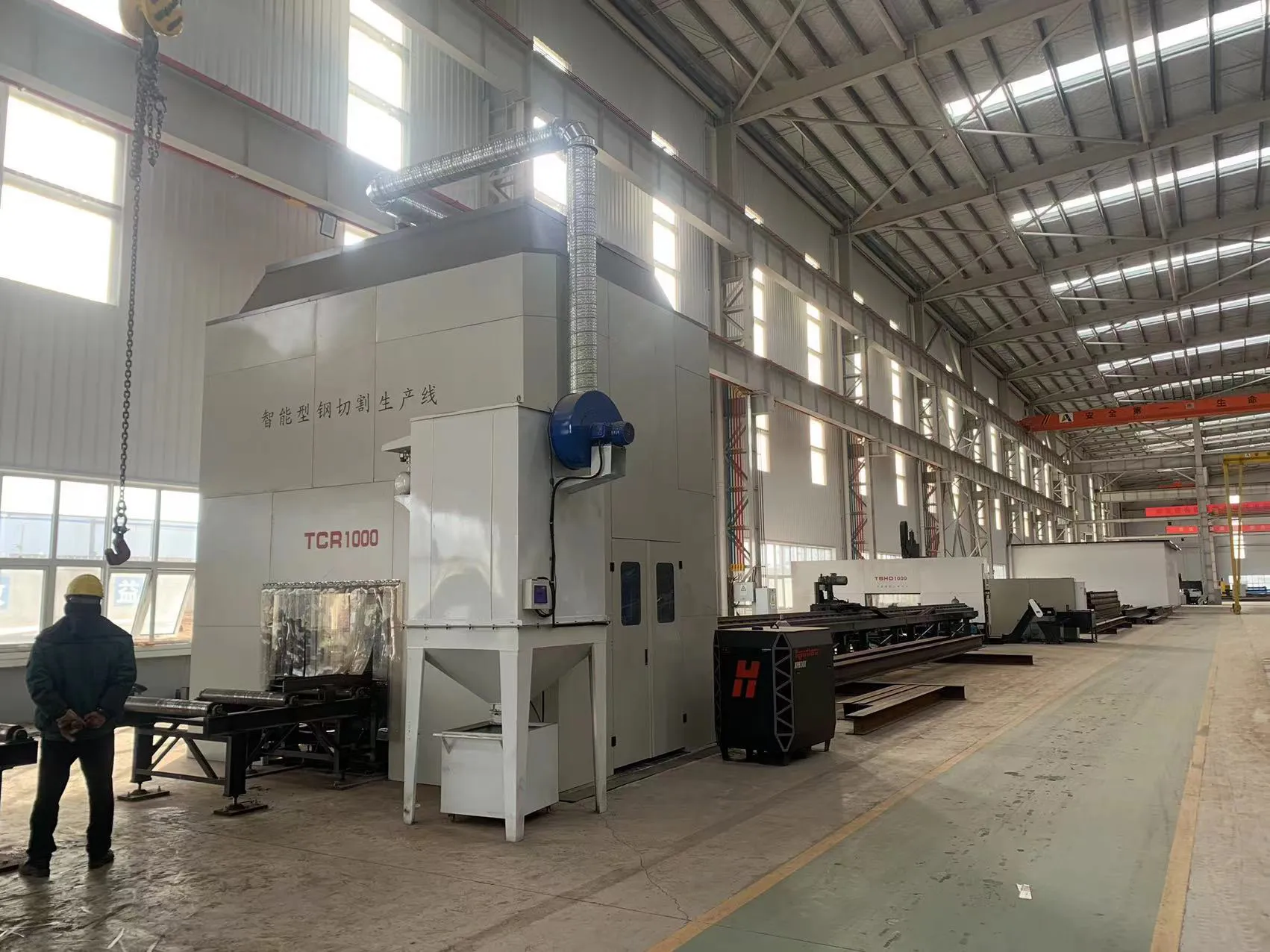 2kW Sheet Metal Laser Cutting Machine